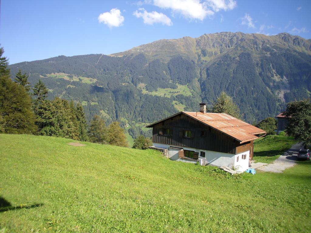 Maisaess Lifinarblick Villa Schruns Luaran gambar