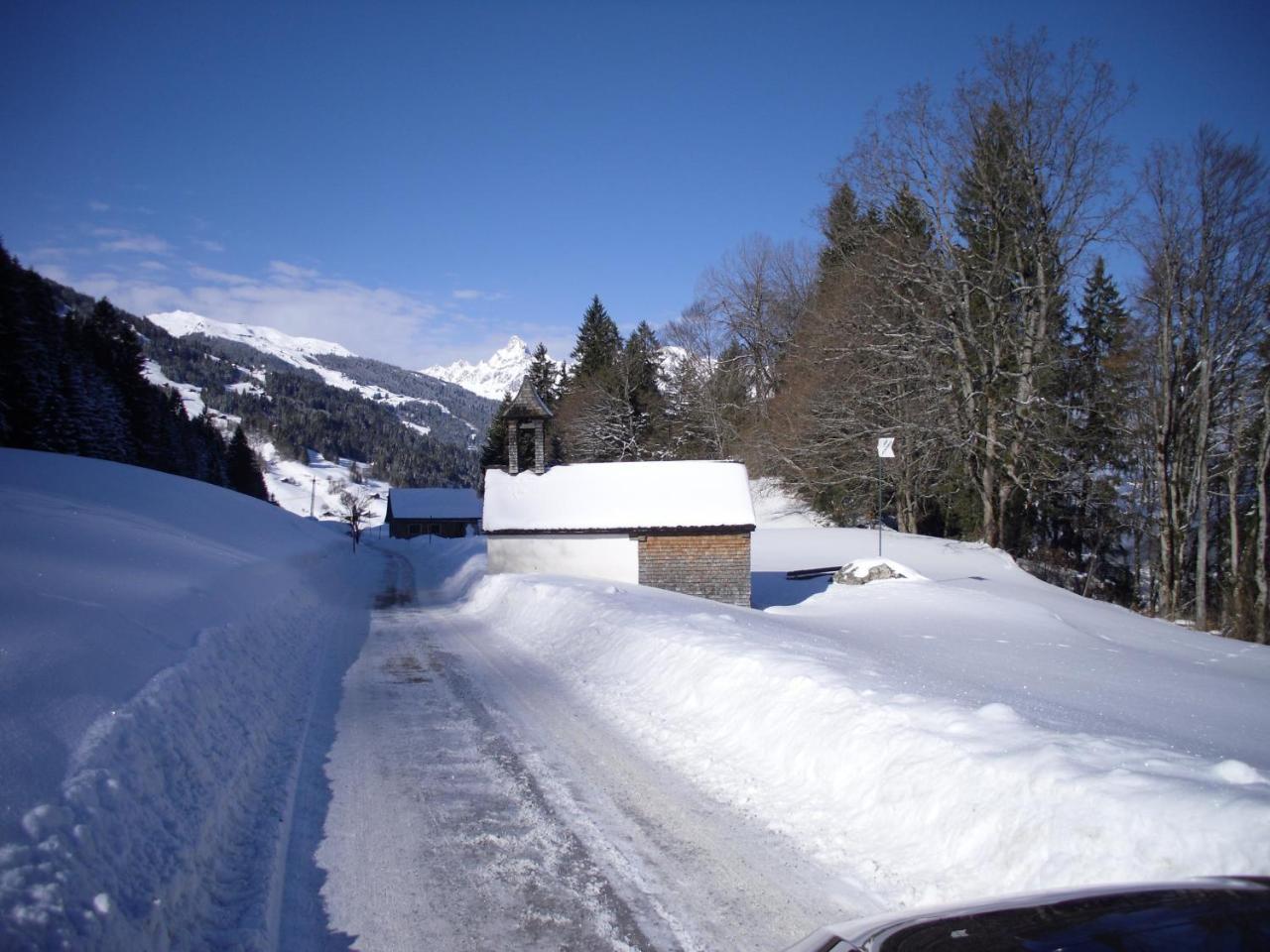 Maisaess Lifinarblick Villa Schruns Luaran gambar