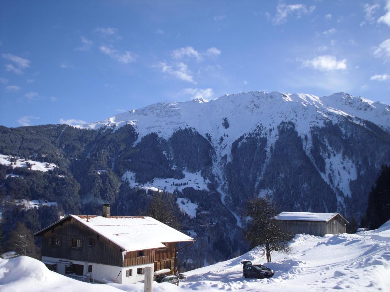 Maisaess Lifinarblick Villa Schruns Luaran gambar