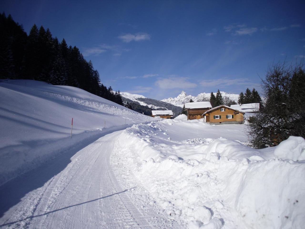 Maisaess Lifinarblick Villa Schruns Luaran gambar