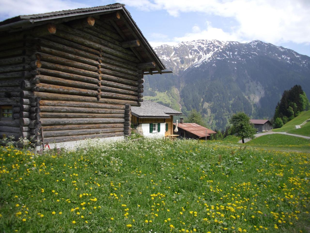 Maisaess Lifinarblick Villa Schruns Luaran gambar